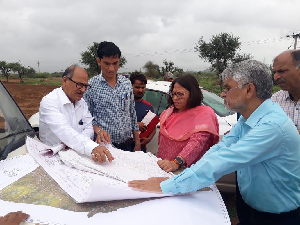 अतिरिक्त सचिव ग्रामीण विकास श्रीमती अलका उपाधयाय  रविवार को रेवदर क्षेत्र का किया दौरा