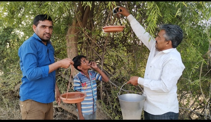 लॉक डाउन समय के सदुपयोग के लिए  युवाओं के प्रेरणास्रोत बने : खीचड़