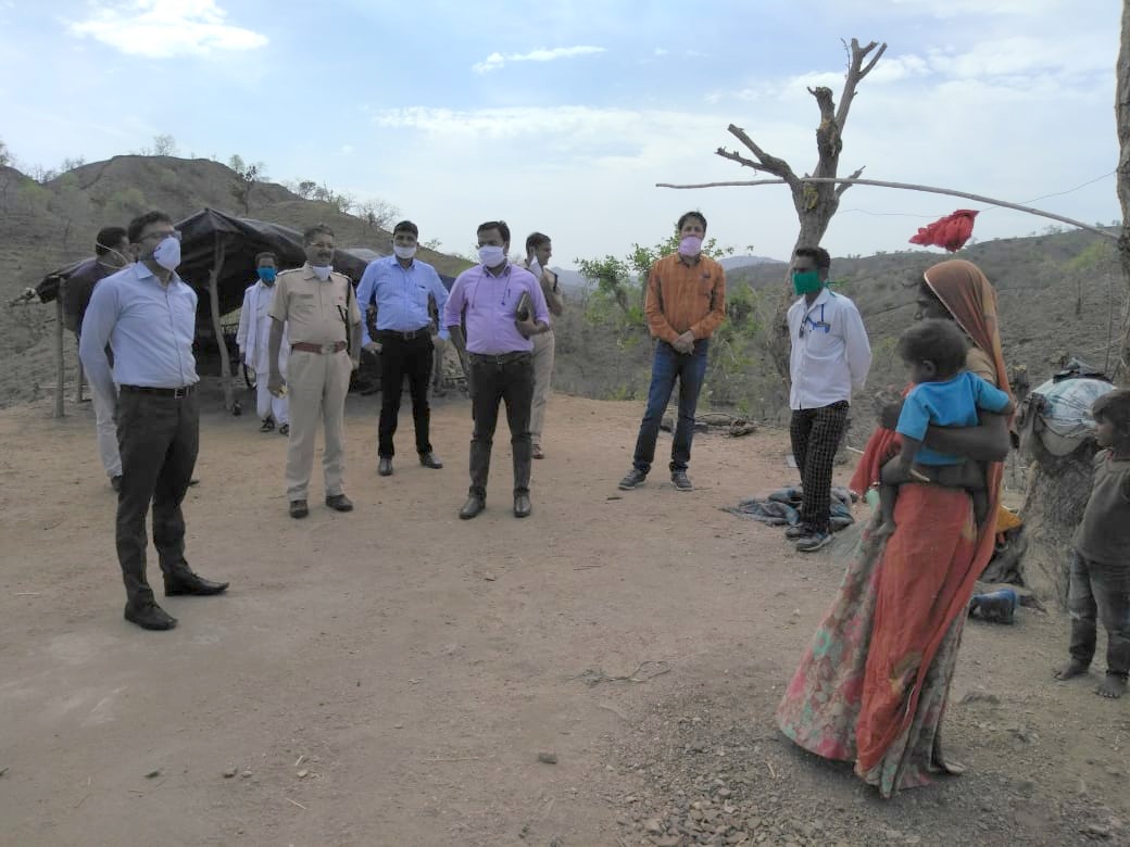 जिला कलेक्टर ने अधिकारियों के साथ आबूरोड क्षेत्र का किया दौरा लिया व्यवस्थाओं का जायजा