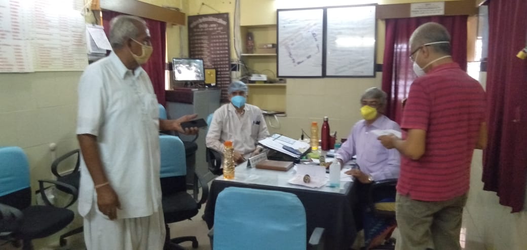 भाजपा पूर्व जिलाध्यक्ष चौधरी ने आइसोलेशन वार्ड में भर्ती रोगियों को मिलने वाली सुविधाओं के बारे में पीएमओ से की चर्चा
