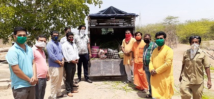 माघ पूर्णिमा के अवसर पर लगाये चुग्गा ओर जल पात्र, भैरव मित्र मंडल के युवाओ का प्रयास।