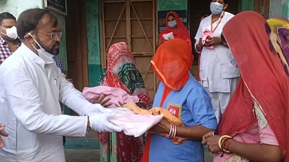 विधायक लोढ़ा ने किया इंदिरा प्रियदर्शिनी बेबी किट वितरण का शुभारंभ