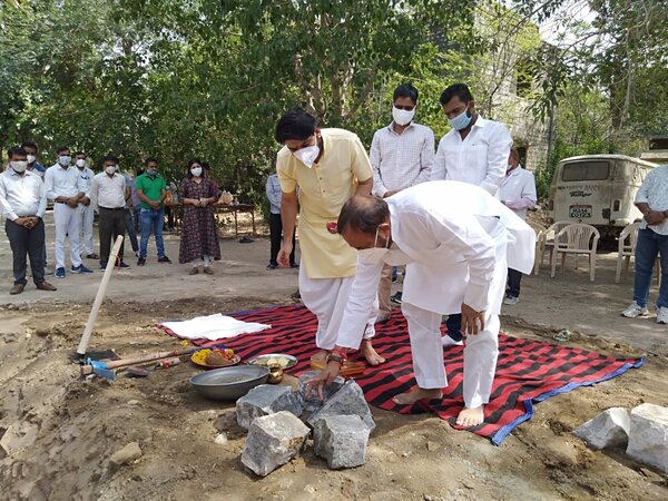 सिरोही विधायक संयम लोढ़ा ने अस्पताल में लगने वाले ऑक्सीजन प्लांट के लिए भवन निर्माण का किया शिलान्यास