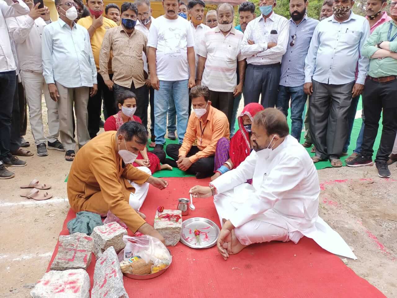 आगे बढऩे के लिए बालिका शिक्षा व रूढियों का त्याग जरुरी: विधायक संयम लोढ़ा