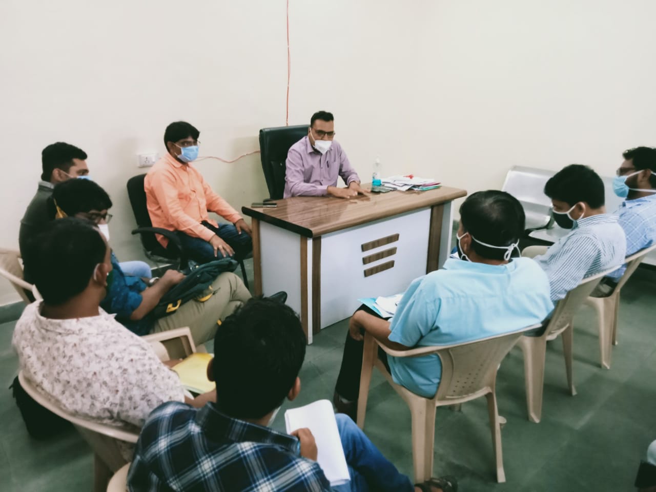 खण्ड पिण्डवाडा के चिकित्सा अधिकारी व कंप्यूटर ओपरेटरों की ली बैठक