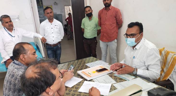 सामुदायिक स्वास्थ्य केन्द्र आबुरोड का सीएमएचओ ने किया औचक निरीक्षण, जननी सुरक्षा योजना, राजश्री योजना, चिरंजीवी योजना को लेकर दिये निर्देश