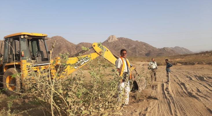 निडोरा तालाब में होंगी गुरुवार से बबूल कटाई, कालकाजी तालाब में बबूल कटिंग व डिसिल्टिंग कार्य तेजी से, तालाबो के अवरुद्ध आवक मार्ग खोलने में जल बिरादरी सक्रिय