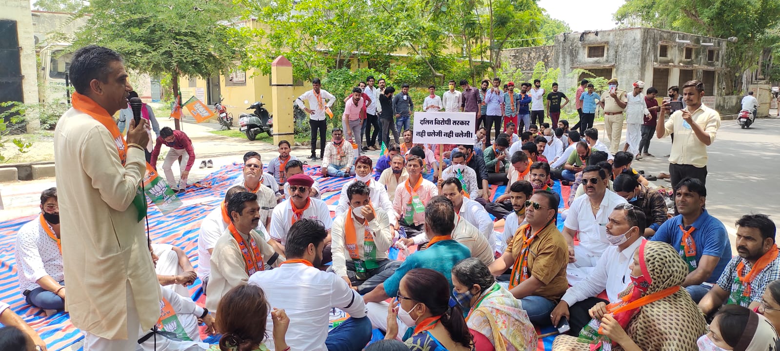 सरकार दलितों व जनता को सुरक्षा देने में विफल, मुख्यमंत्री आमजन का विश्वास खो चुके - पुरोहित, सिरोहीवाले, सिरोही समाचार