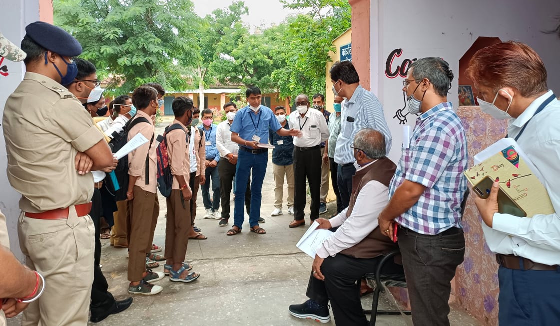 राजस्थान राज्य मानव अधिकार आयोग के अध्यक्ष गोपालकृष्ण व्यास ने की सिरोही सर्किट हाउस में जनसुनवाई, सिरोहीवाले, सिरोही समाचार