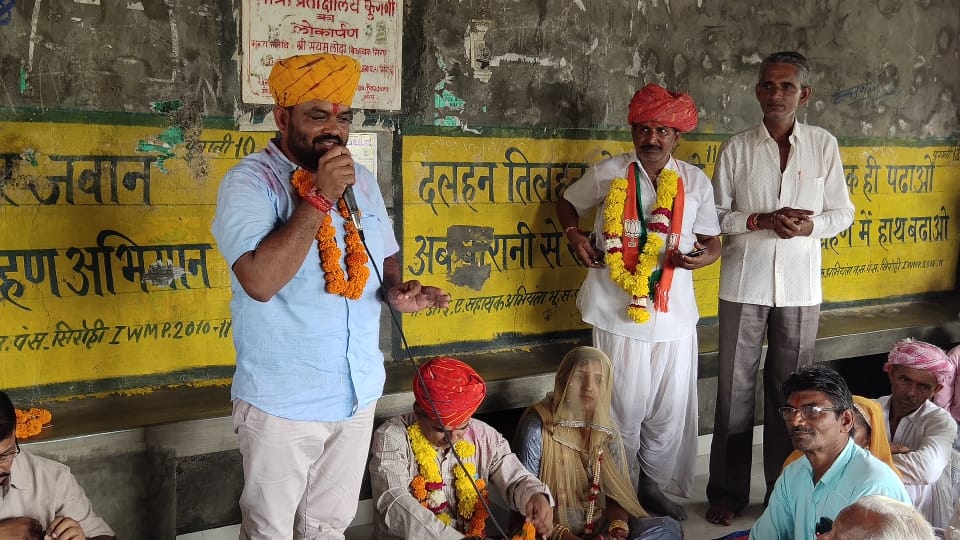 जिला प्रमुख व प्रधान ने किया क्षेत्र का दौरा,मतदाताओं का जताया आभार। , सिरोहीवाले, सिरोही समाचार